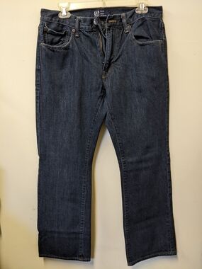 GAP Men's Jeans - Dark Blue - Like New